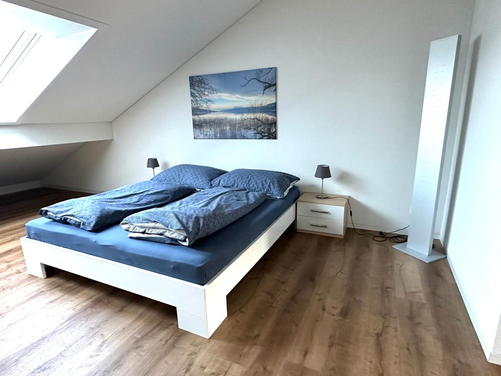 Apartamento Neue Einzimmer Dachwohnung